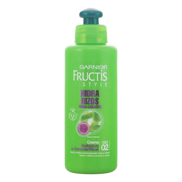 Kiharoita tukeva voide Styles Fructis (200 ml)