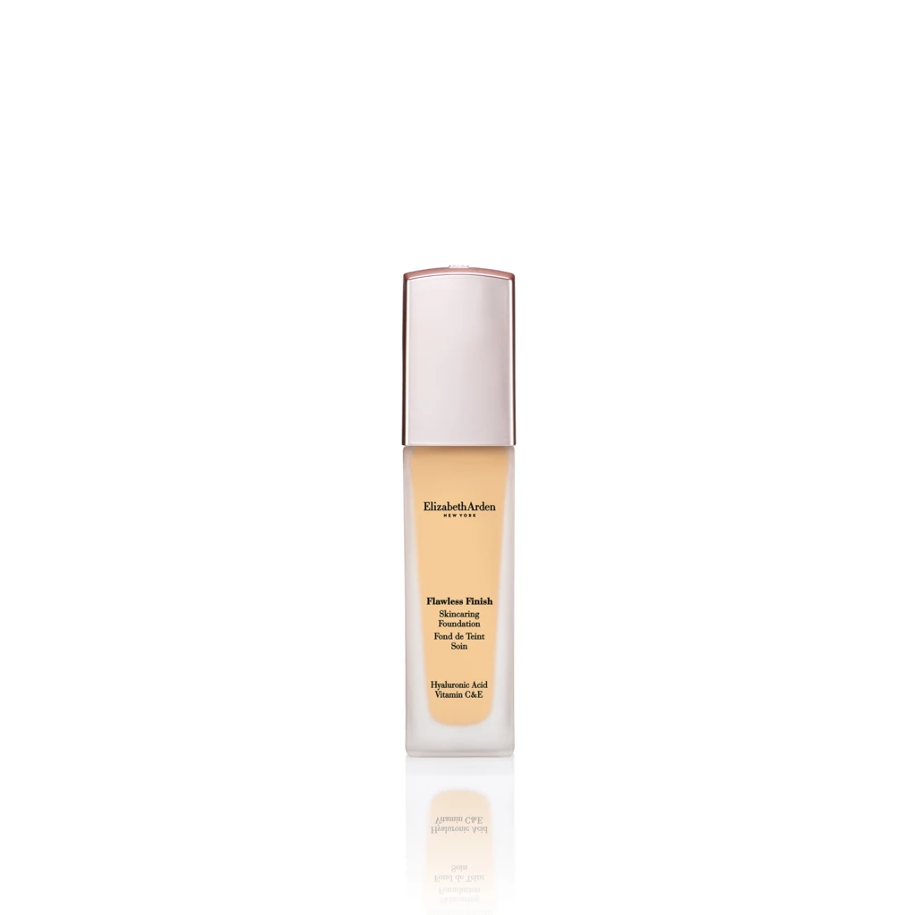 Flawless Finish Skincaring Foundation 220W