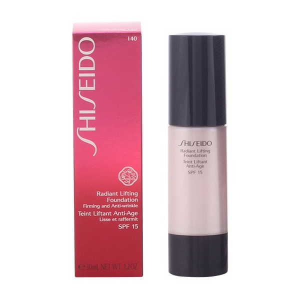 Nestemäinen meikin pohjustusaine Radiant Lifting Shiseido(Väri L40 - Natural Fair Ivory - 30 ml)