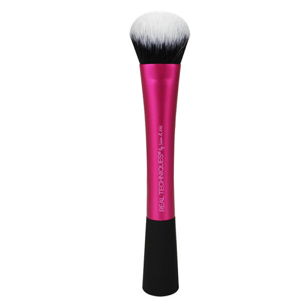 Meikkisivellin Instapop Cheek Real Techniques