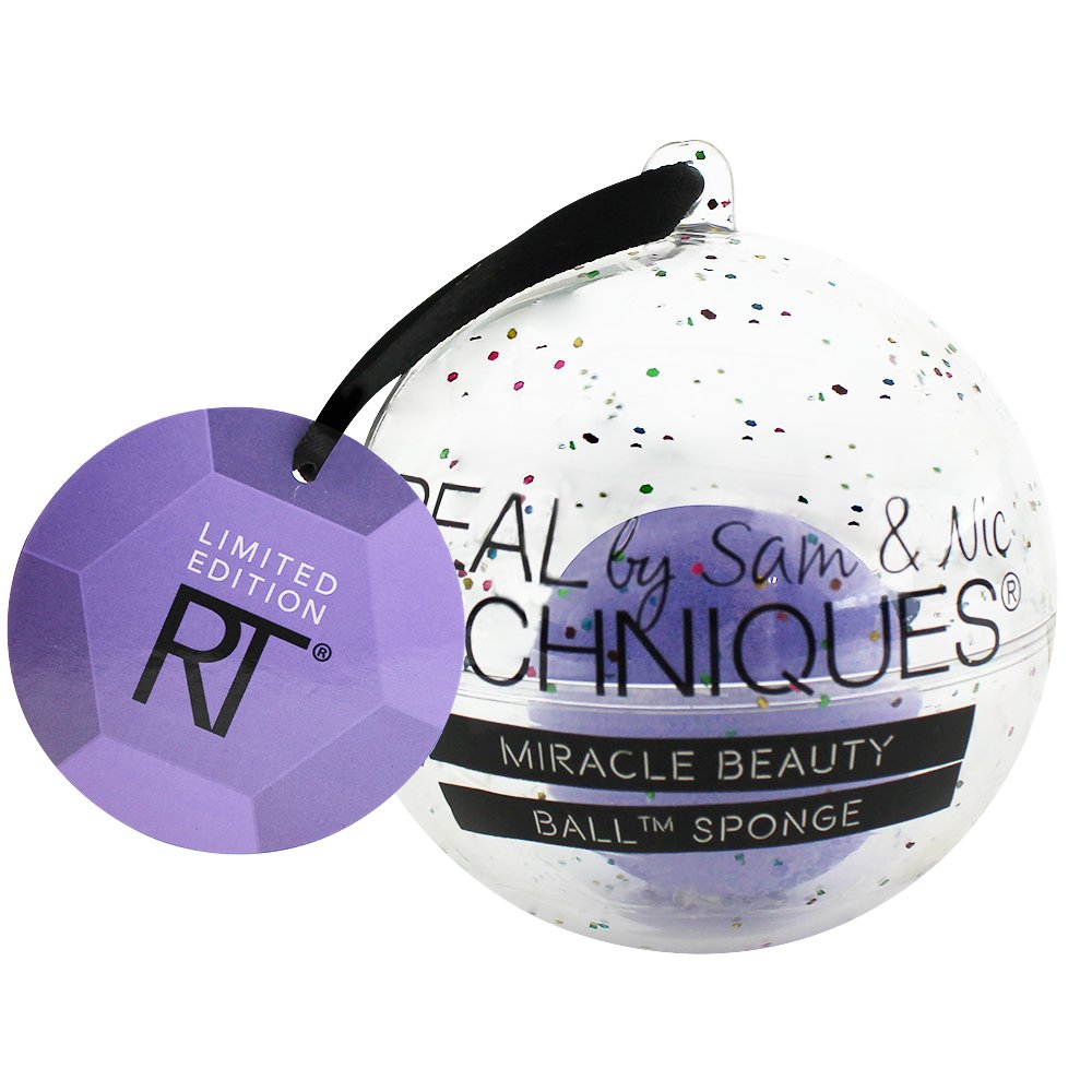 Real Techniques - Let it Snow Ball Ornament