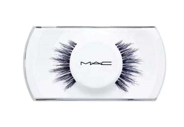 MAC TRUE OR FALSE LASHES 88 Stunner
