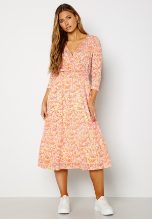 ONLY Pella 3/4 Dress Tofu AOP:Funky bloom L