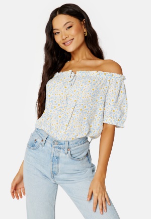 JDY Nolia 2/4 Top Blue Bell AOP:DAISY S