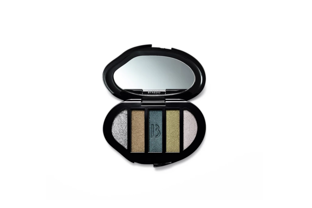Eyeshadow 5 Colours Metal Boots In The Snow