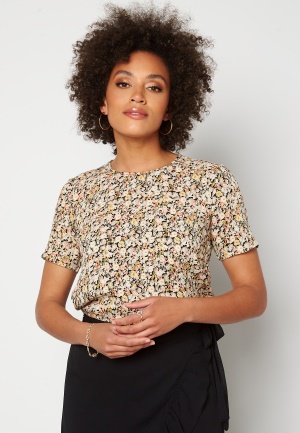Pieces Nya SS Top Black AOP M